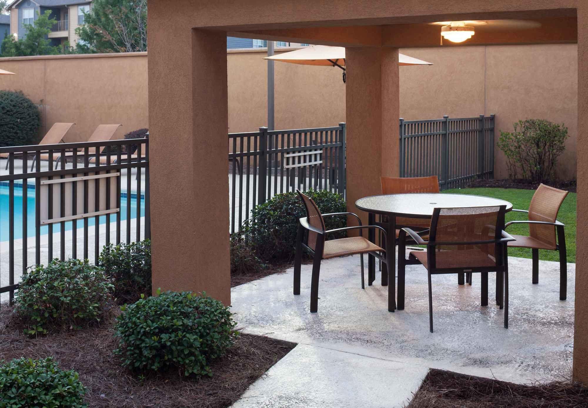 Courtyard By Marriott Hattiesburg Extérieur photo